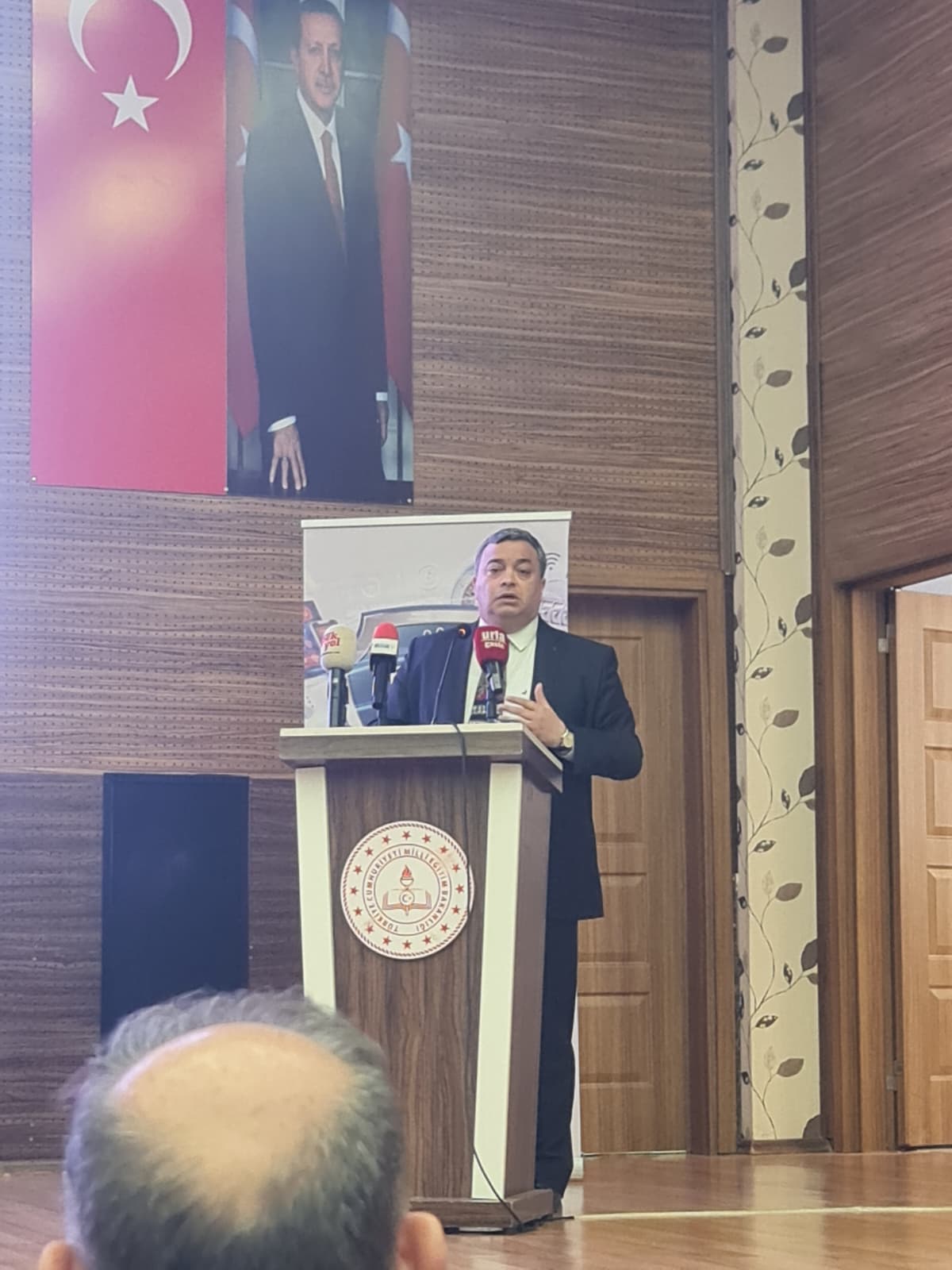 Bölümümüz Öğretim Üyesi Prof. Dr. Mithat Arman Karasu "Sanal Bahisle Mücadele" Panelinde Sunum Gerçekleştirdi